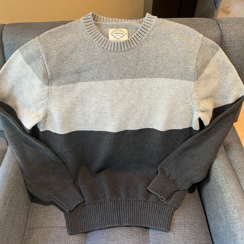 St johns bay knit sweater. Grey tri stripe pattern.